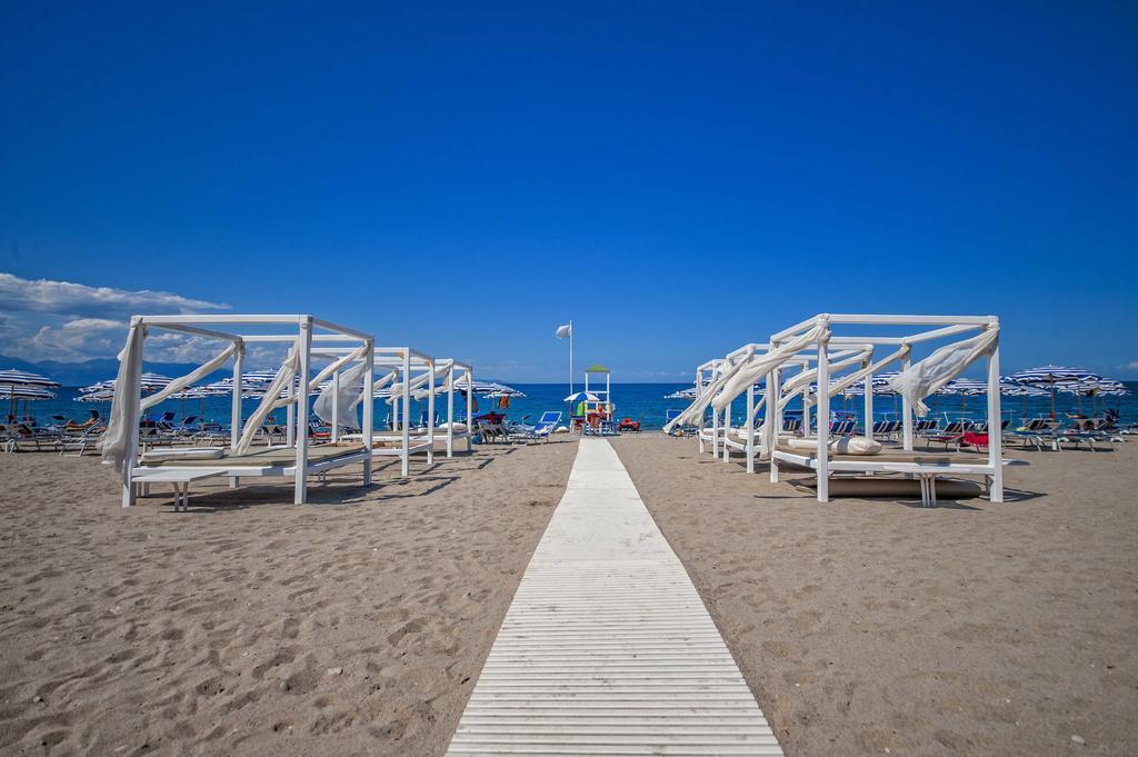 Hotel Murano ロッサーノ エクステリア 写真